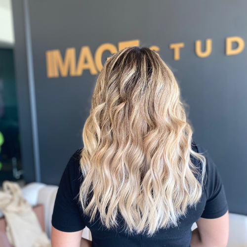 Full head balayage with 3 rows of Bellami handtied extensions