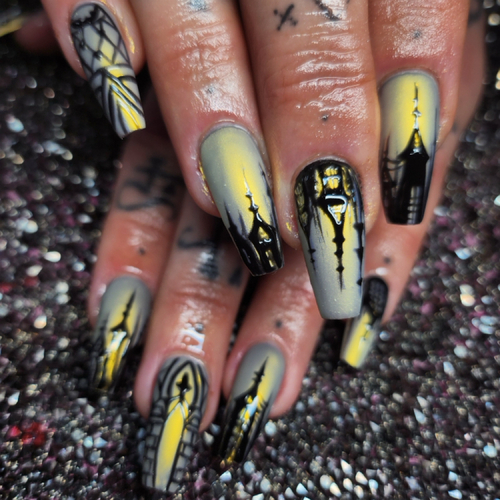 TOTAL PRICE- $125.00

GEL-X M FULL SET- $75.00

ADVANCED NAIL ART- $50.00