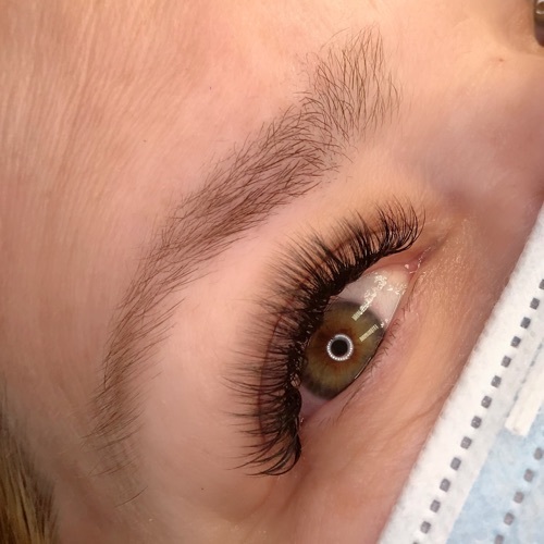 Volume lashes