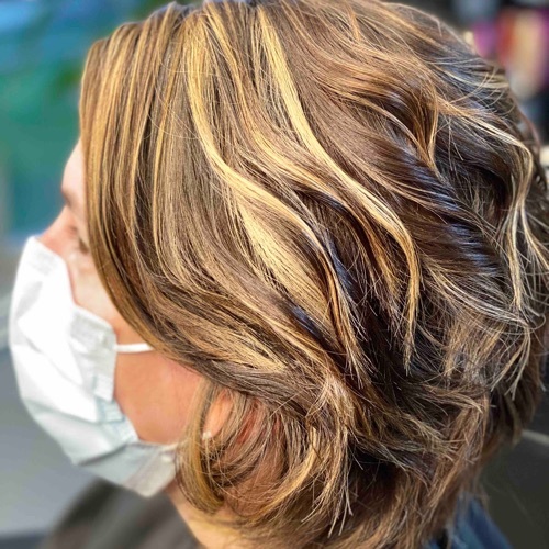 We added one a few hi/low lites for contrast and depth. She’s a knockout ❤️