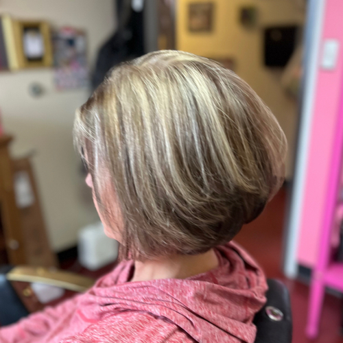 French Bob Haircut & Style