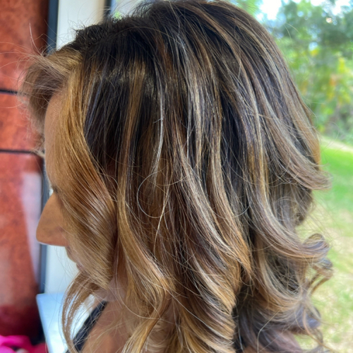 Ahhh the balayage! Fun layers for bounce on this natural straight flat hair
