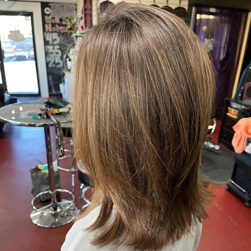 Shampoo, Haircut & Blowout Style!