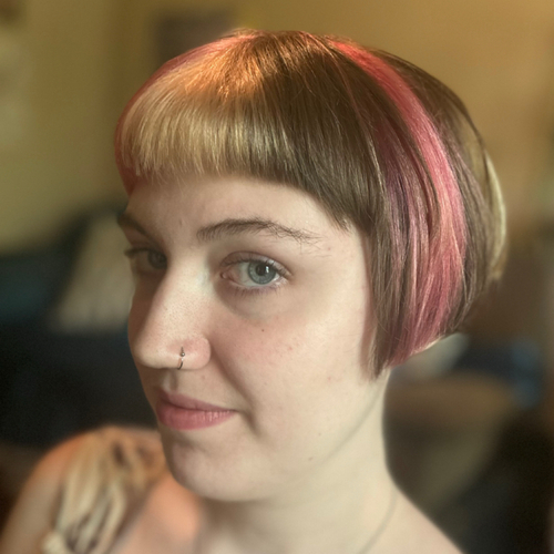 Neapolitan color, short bob haircut