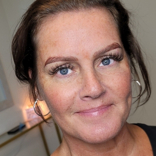 Combo brows (microbladed + ombre)