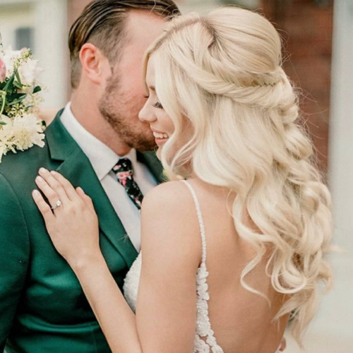 Bridal hair and makeup 
📸 Ryan ￼Lindsay Photography 
