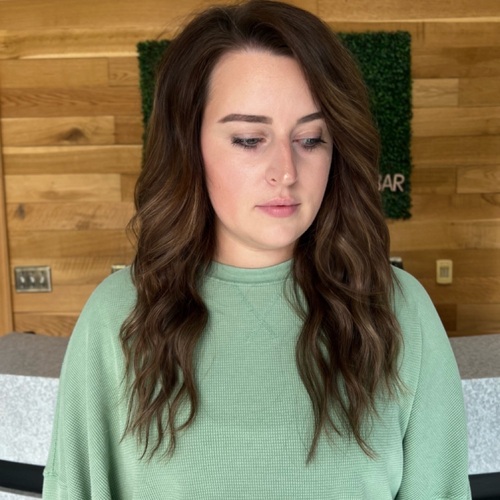 Hand-tied Extensions