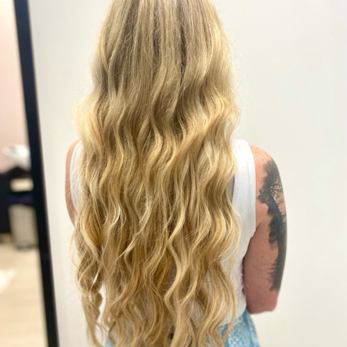 Full balayage and two rows of extensions 