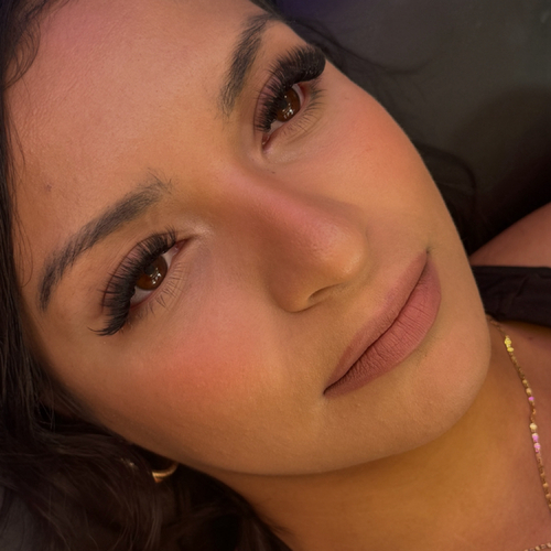 Volume lashes 💜