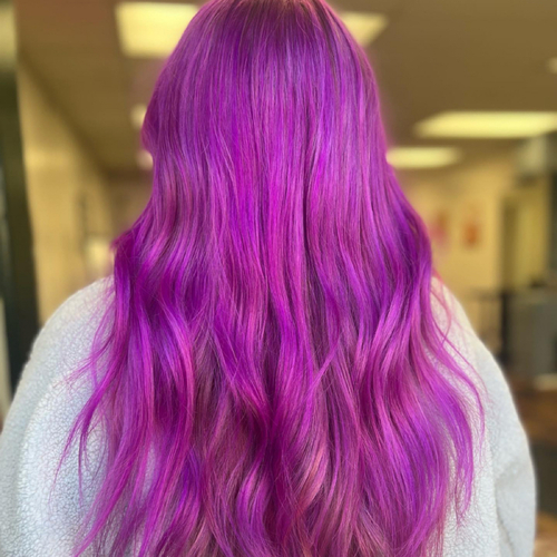 Stylist - Emily