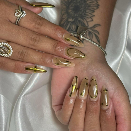 Nail set by Lexi.