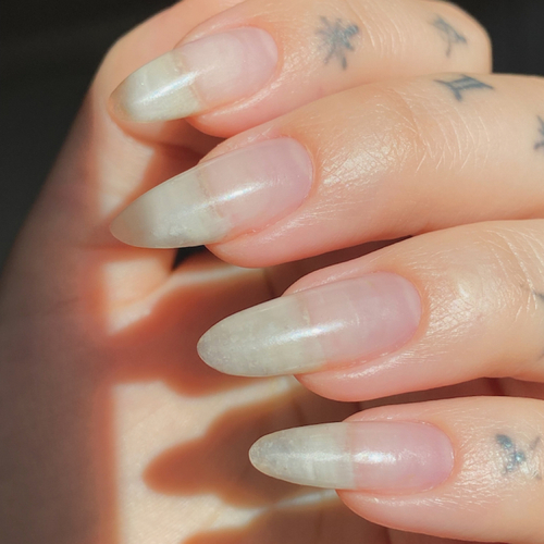 Structured gel manicure on natural nails 