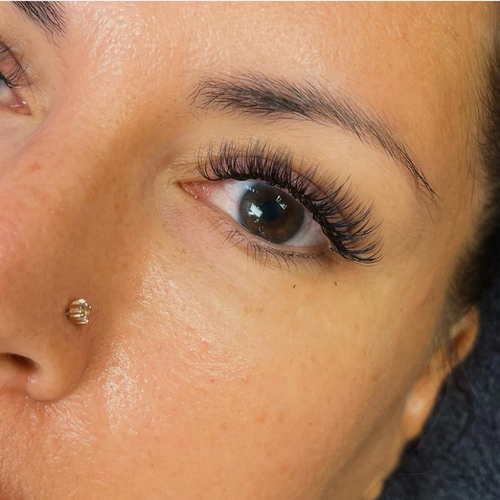 Volume lashes