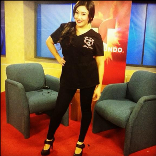 Telemundo days…


On-Air Beauty Expert 🎥 @nellymua