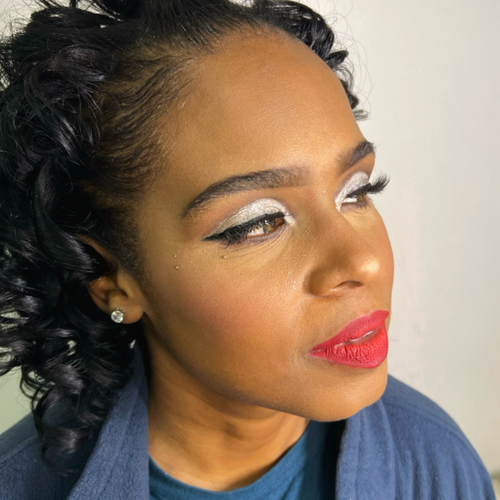 Soft glam with soft cut crease