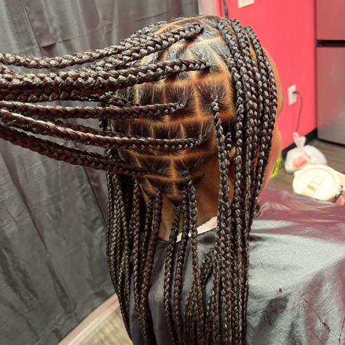 Medium knotless 
