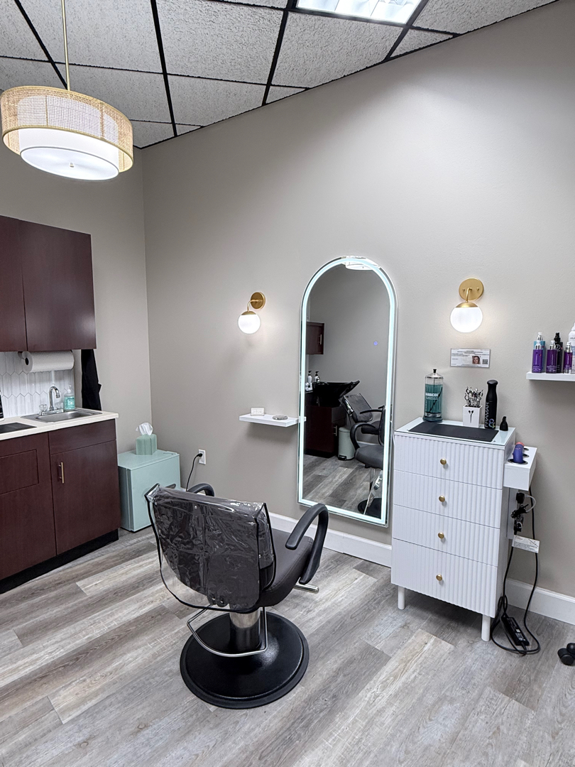 Sara's Suite Salon