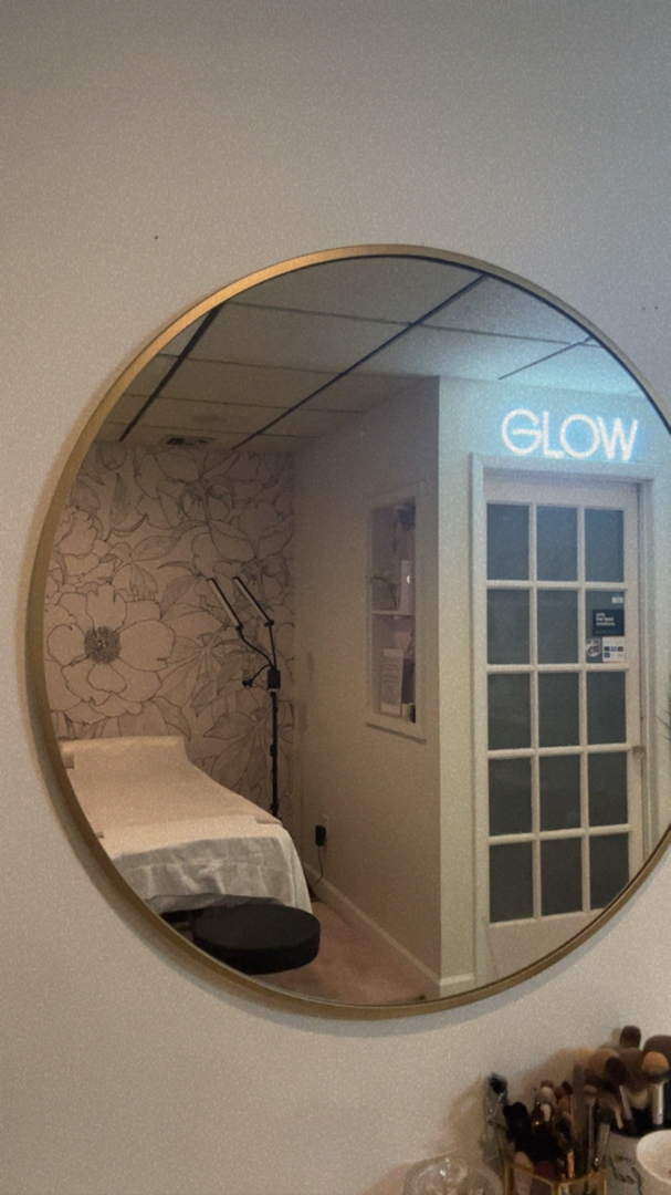 Picture of The Glow Suite New York | Health & Beauty in Wading River, NY