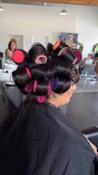 Roller Set Blowout