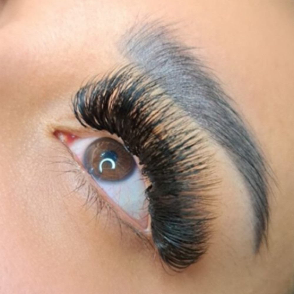 🔥 Mega Volume Full Set (Full Glam) at So Pretti Experience in Decatur, IL