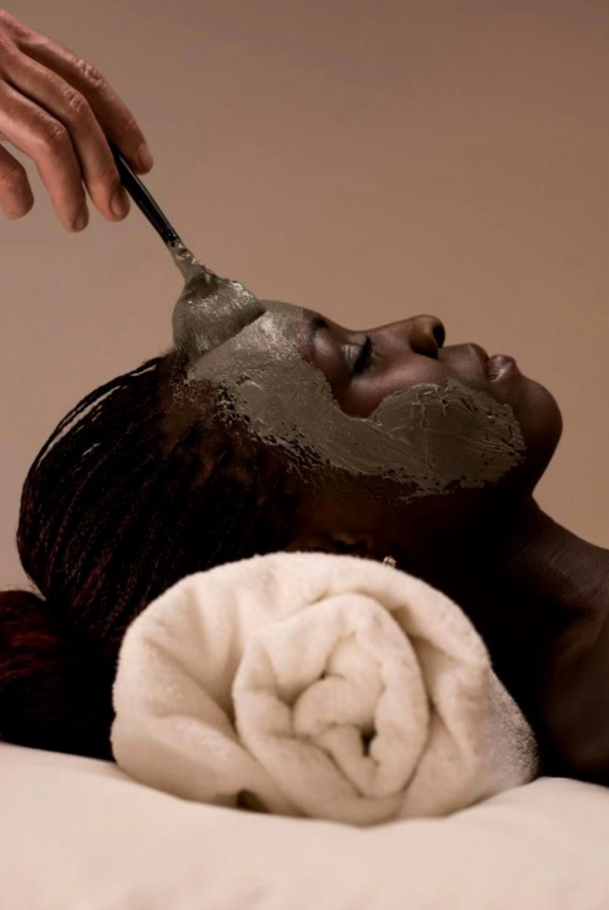 Custom Facial (90 Minutes)