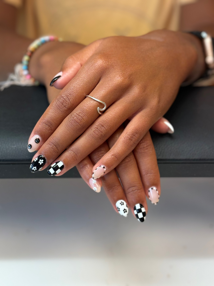 Ooh LaLa Nail Art