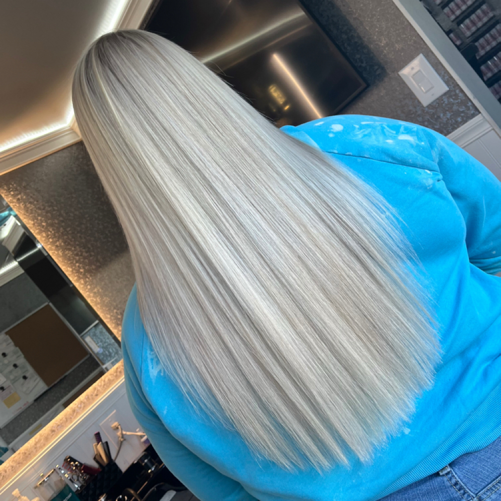 Platinum Card at Chemically Dependent Salon in Redmond, OR
