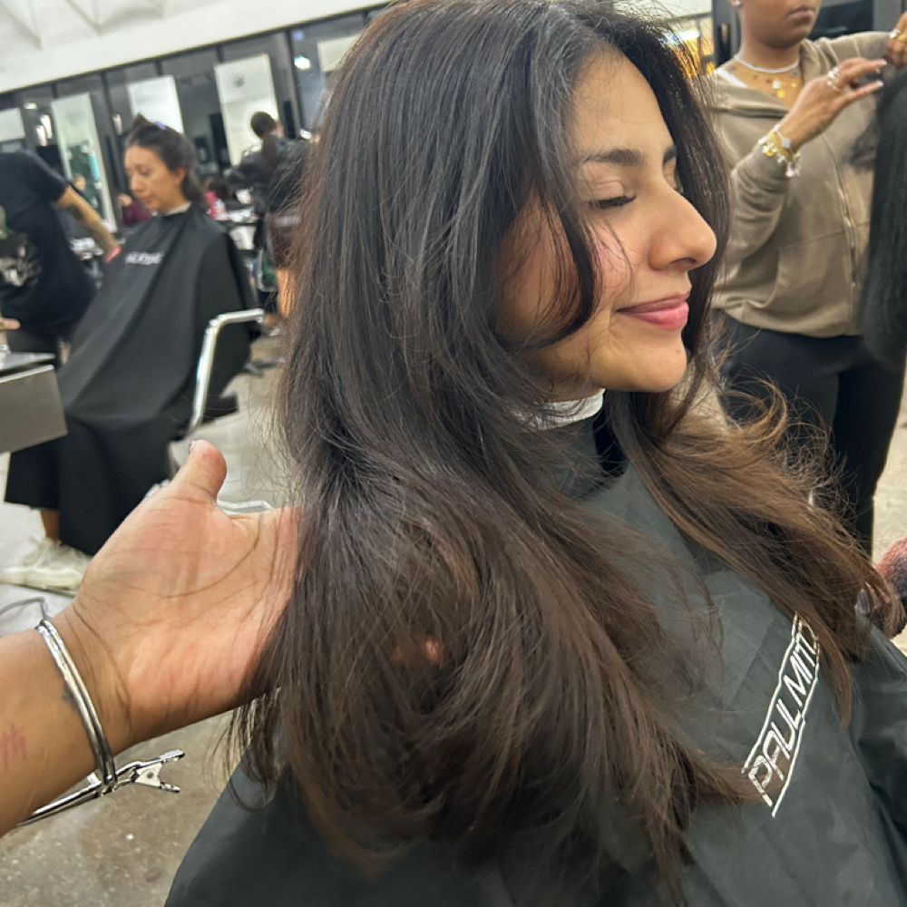 Shampoo & Blowout at Deyyadore in Little Elm, TX