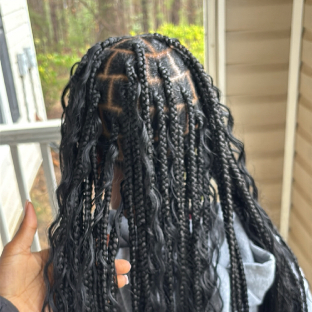 Medium Bohemian - Butt Length at Knotless By Mya in union city, GA