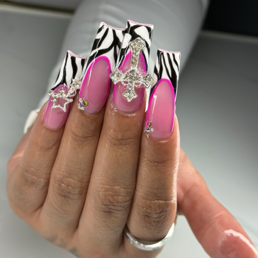 XL Freestyle Frenchies at K’s Kreations in Newport News, VA