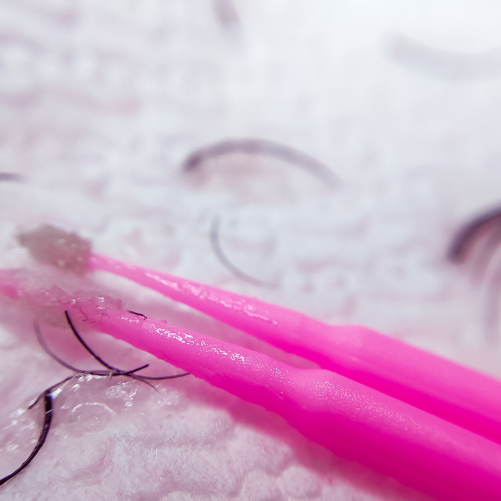 Lash Removal