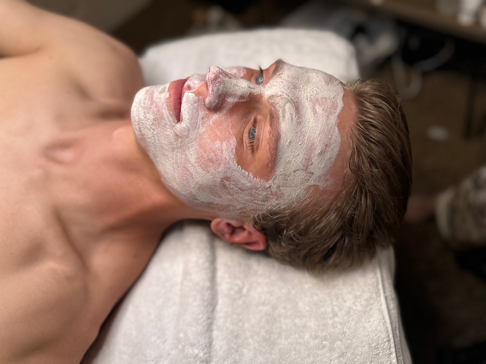 Dermaplaning Facial