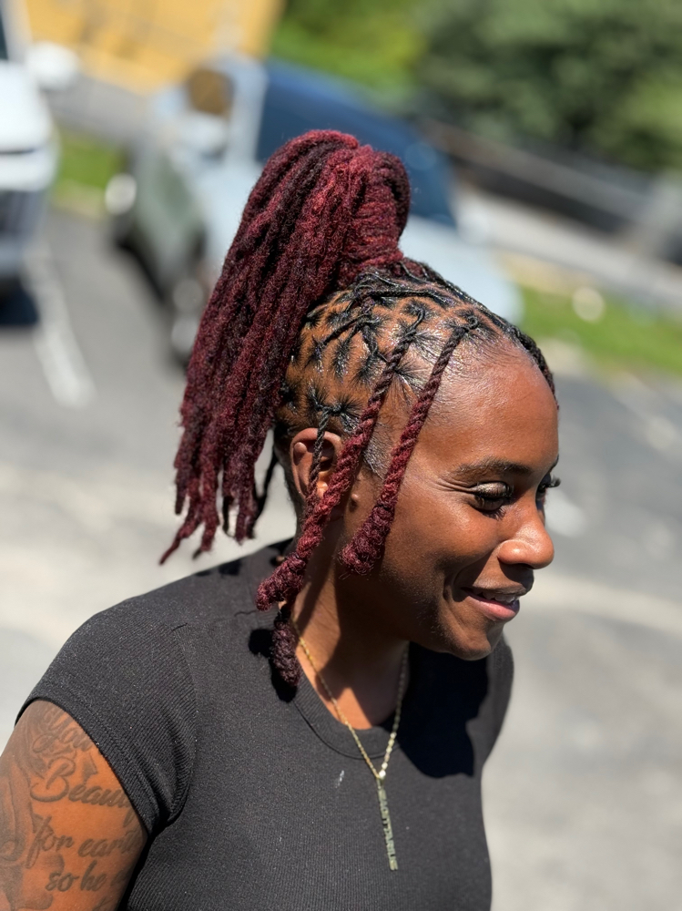 Wash, Retwist & Style (Mid Back)