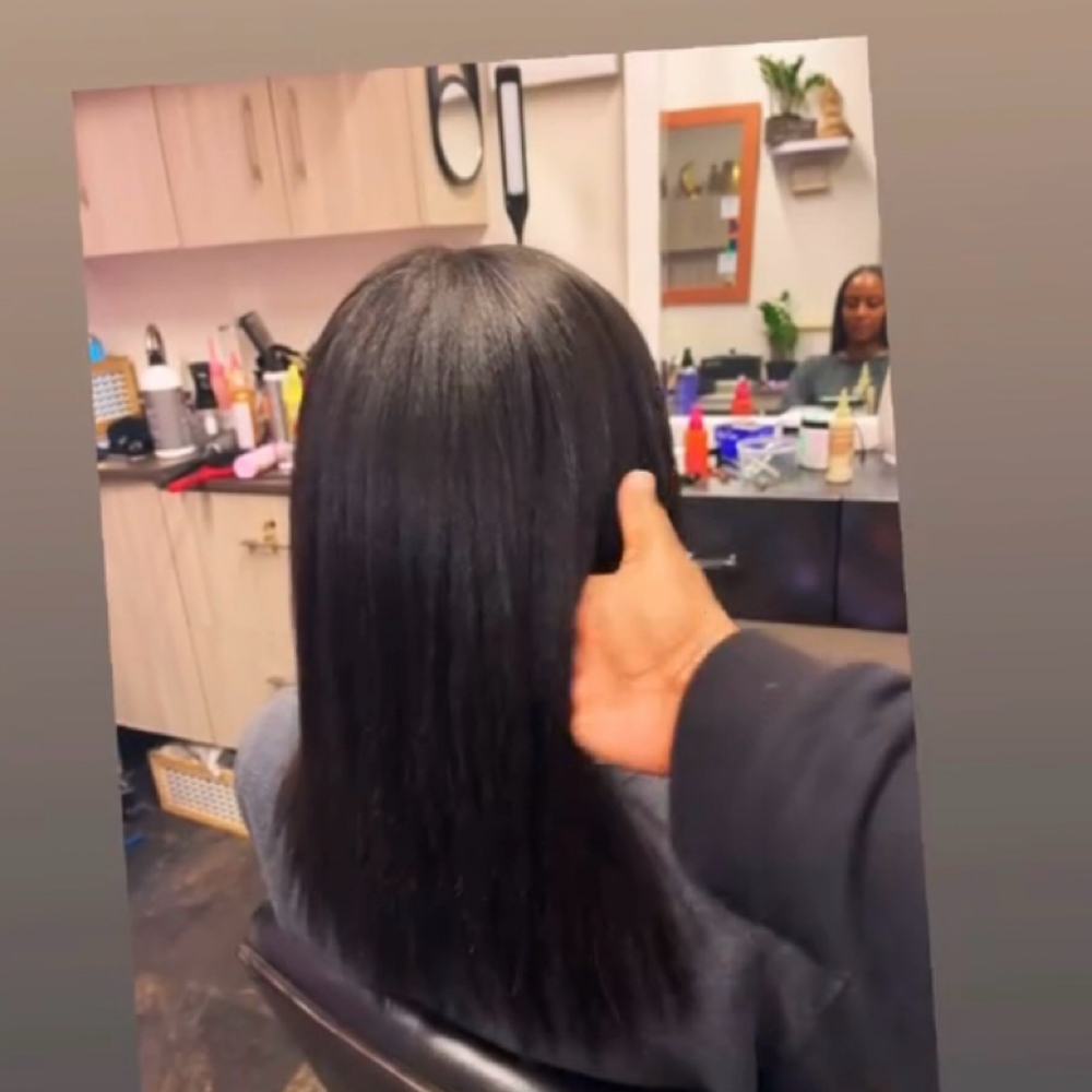 Smooth And Curl at MaineBeautyRoom in Media, PA