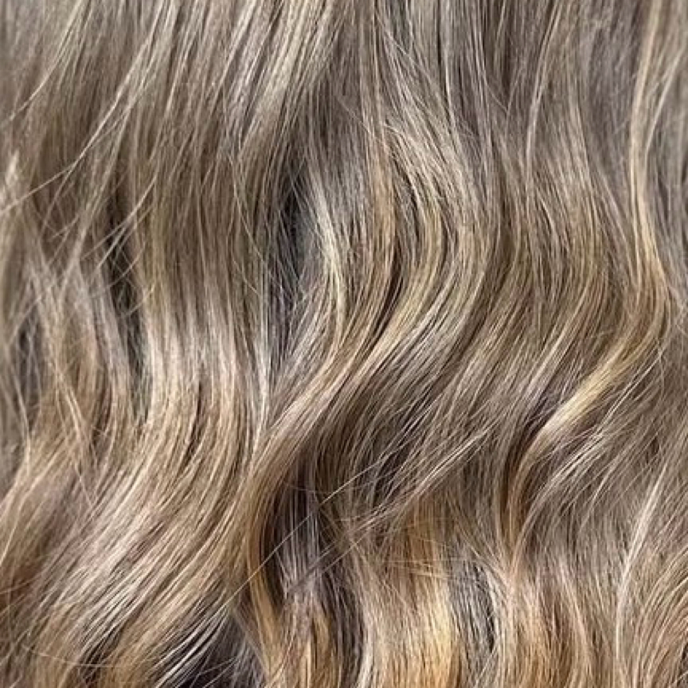 Ala Carte Toner at Emma Does My Hair in Valparaiso, IN