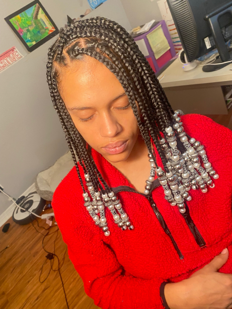 Shoulder Length Knotless-smediums at Lady Loc Up in Peoria, IL