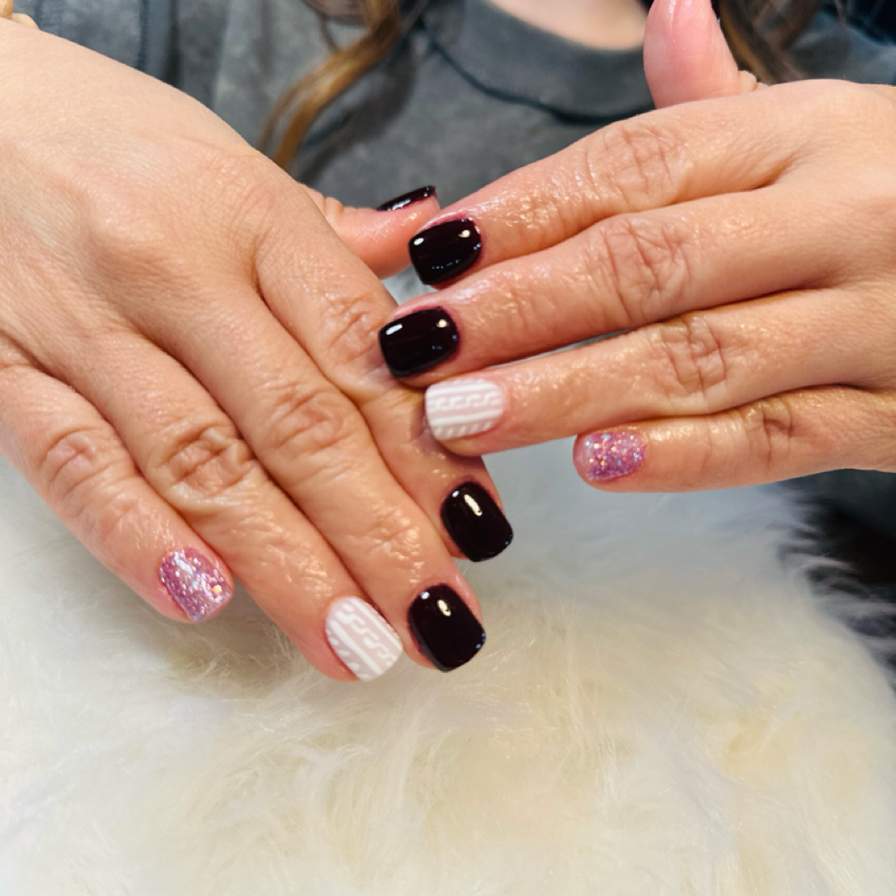 Dip Nails at Isabella’s Spa in Gilmer, TX