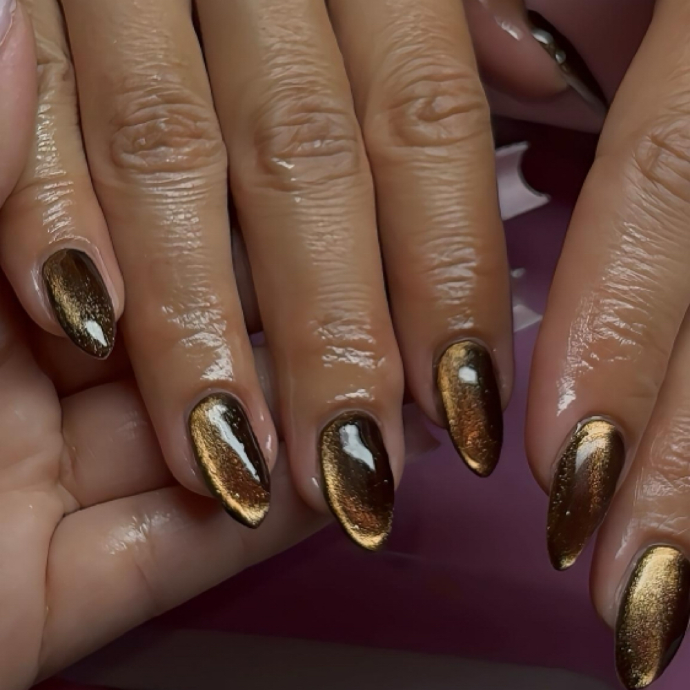 Minimal design sets at Pretty Nails By Eli in Wilmington, NC