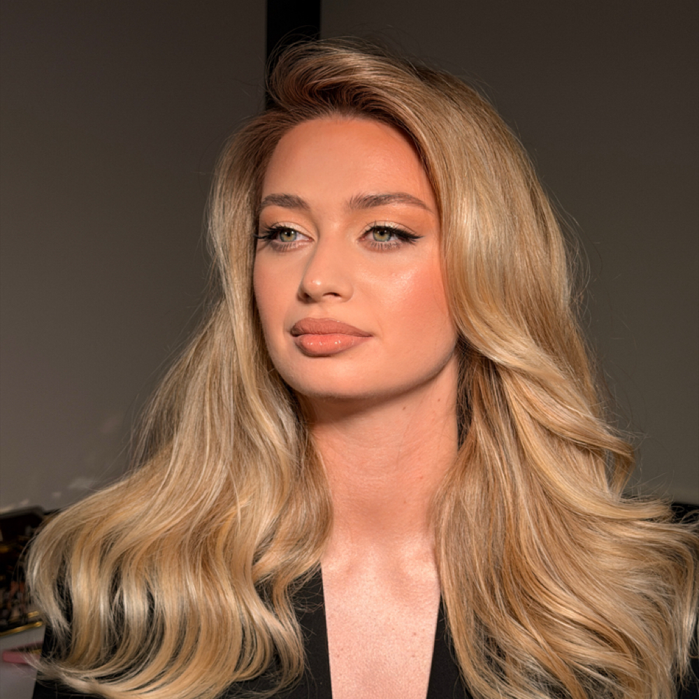 Soft Glam Makeup at Viktoriia Bychkiv Beauty Space in Bellevue, WA