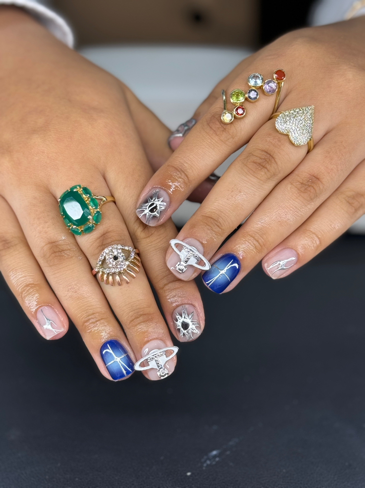 Creative Structured Manicure