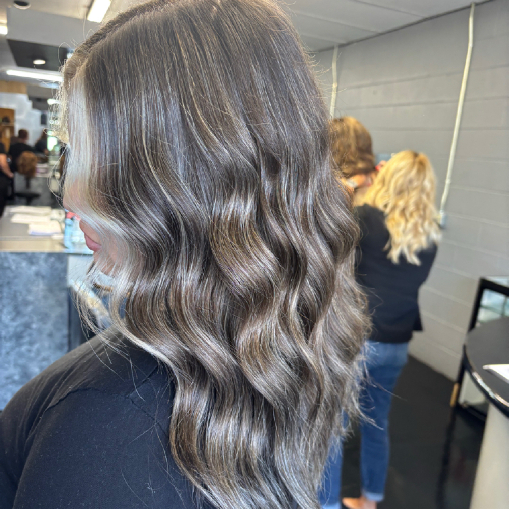 Face Framing Foils at Jasmine Tackett in pikeville, KY