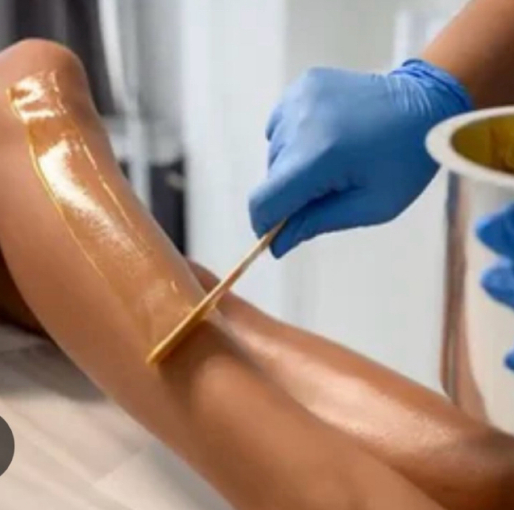 Half Leg Wax (Bottom) at Skinsational Beauty Boutique in Bethany, OK