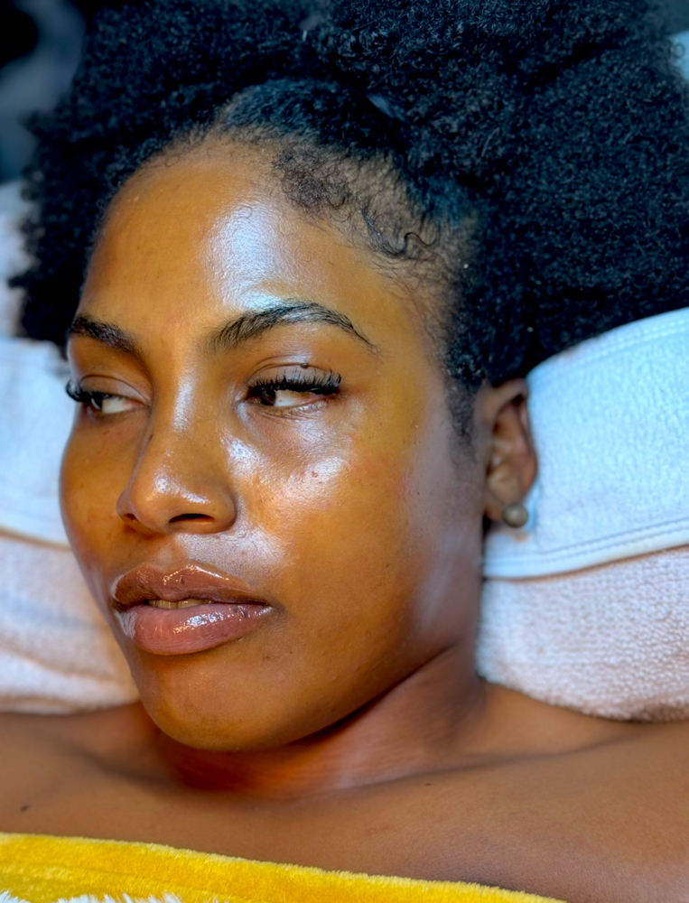 Hydro Glow Facial