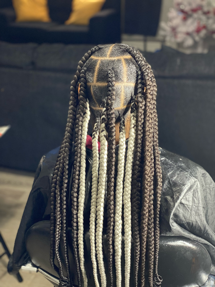 Jumbo Knotless Braids