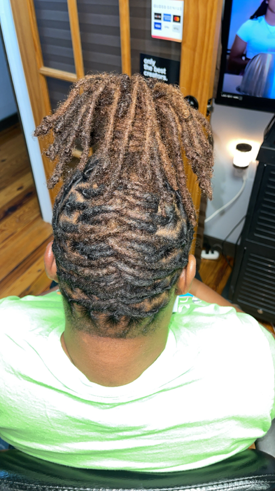 Loc Retwist /updo Style