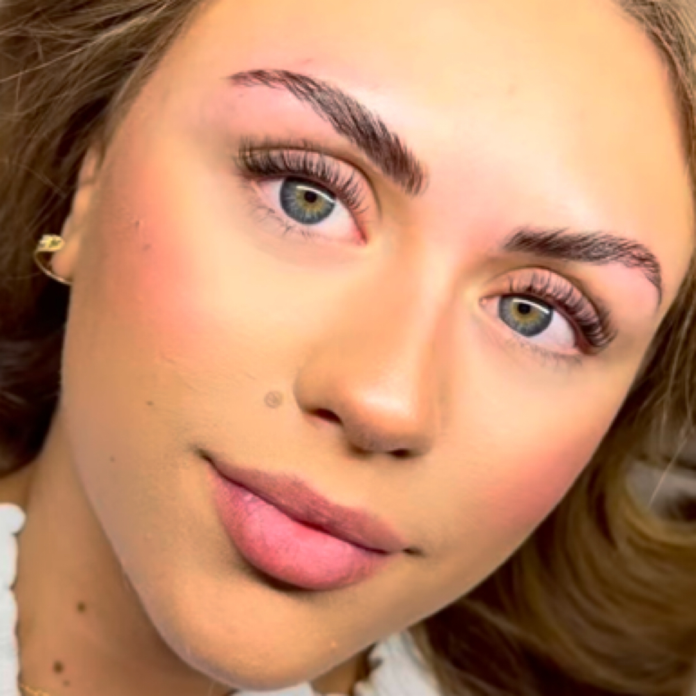 Brow Wax Mapping + Clean up at SIX ESTHETICS in Frisco, TX