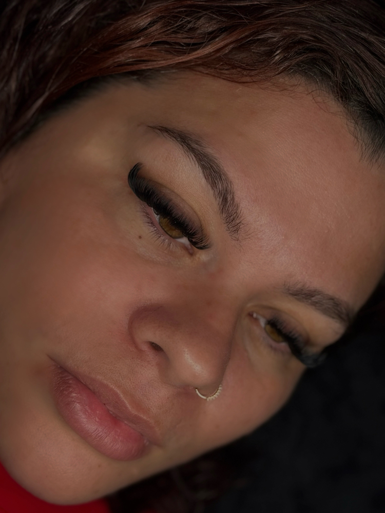 Light Volume Lash Set