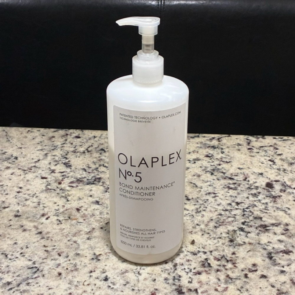 OLAPLEX BOND REPAIR/COLOR THERAPY at AfroDeziac in St. Louis, MO