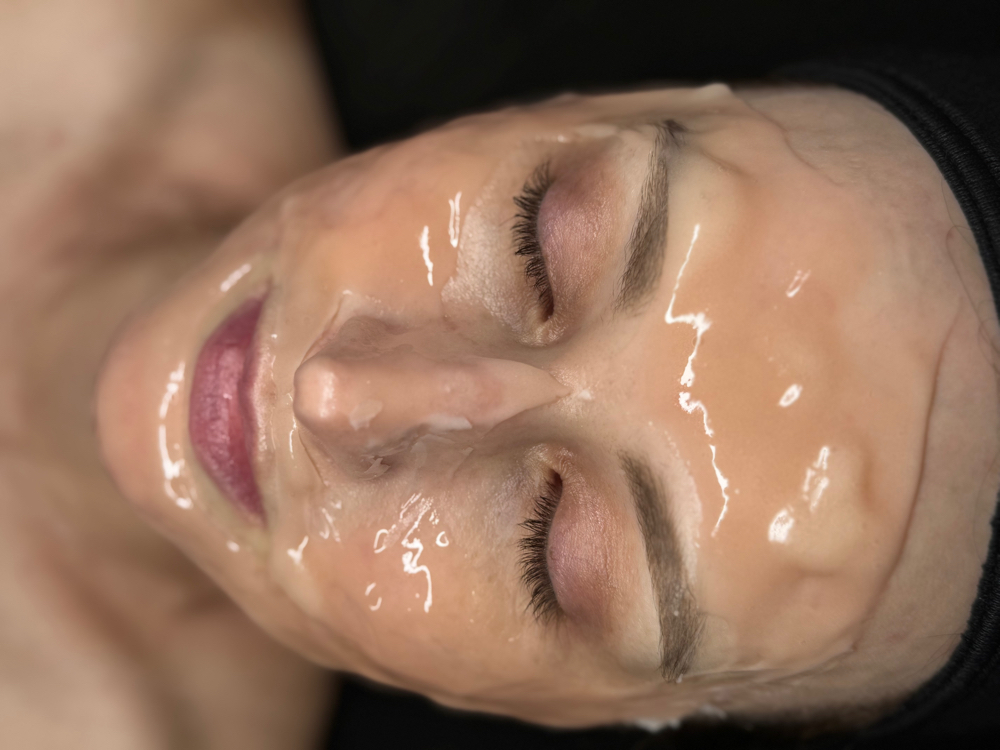 (1) Take-Home CO2 Gel Mask