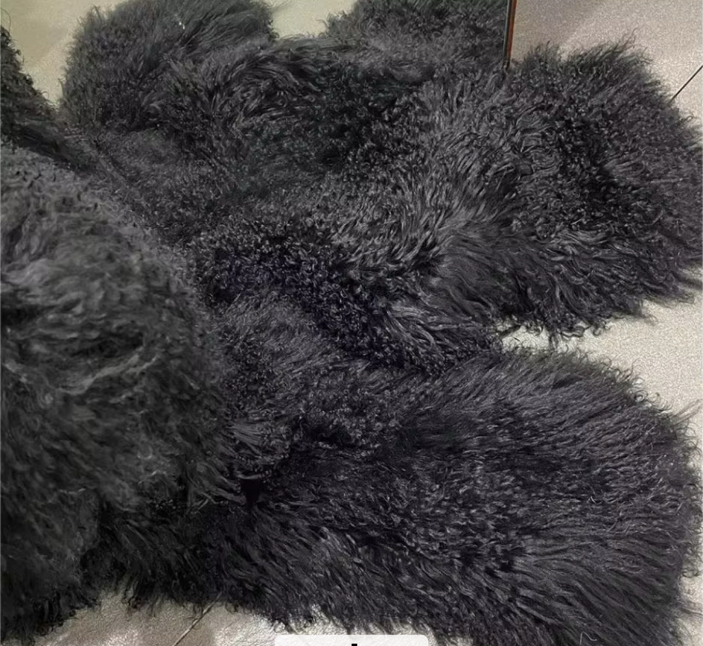 Black Mongolian fur reserved